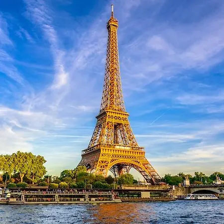 Appartement Mini-studio Avec Kitchenette Ou Confort Avec Frigo Et Tv - Parking En Option Sur Resa ! Chaville